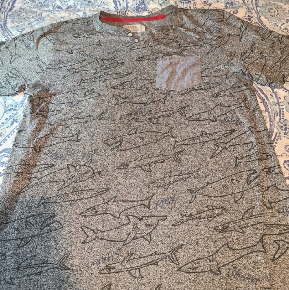 Free Planet Kids Youth Gray Shark Short Sleeve Pocket Tee Shirt XL 18